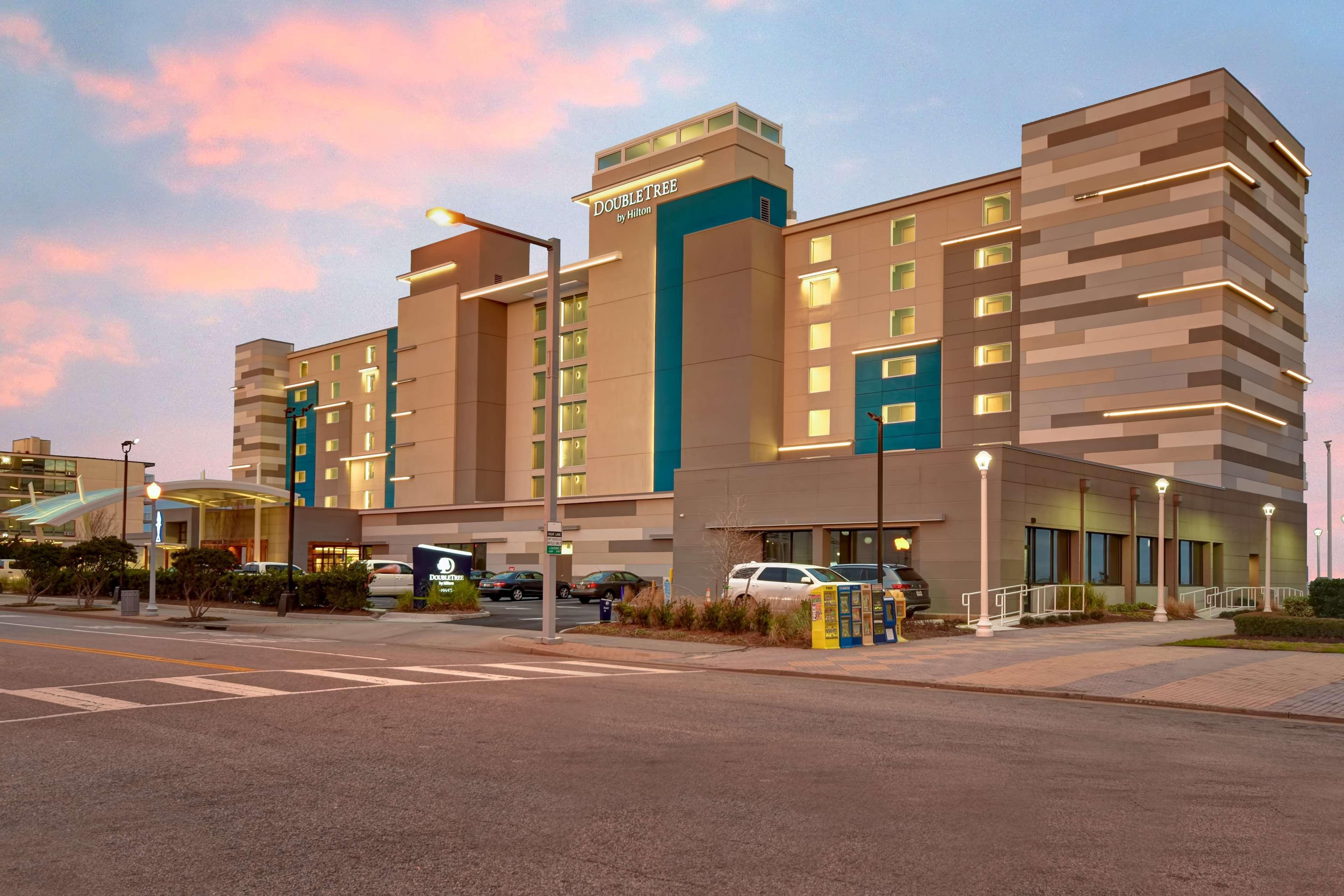 Doubletree By Hilton Oceanfront Virginia Beach Exterior foto