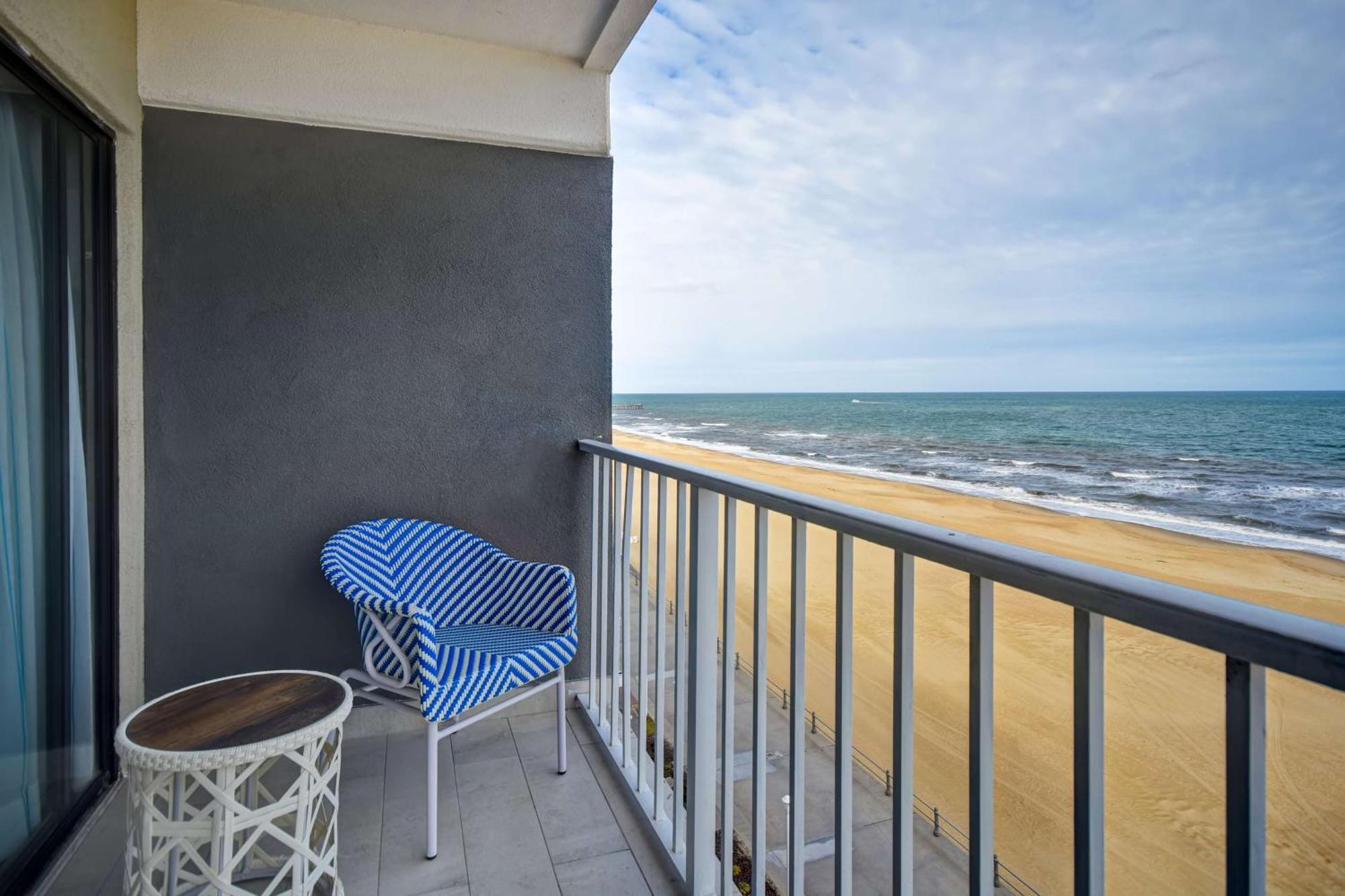 Doubletree By Hilton Oceanfront Virginia Beach Exterior foto